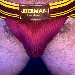 STINKYDONGER IN MAROON & GOLD JOCKMAIL JOCKSTRAP