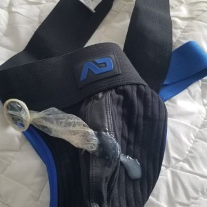 BlacknblueACcumncondom1.jpg