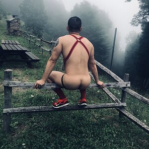 posing and experimenting in the deep mountains 2