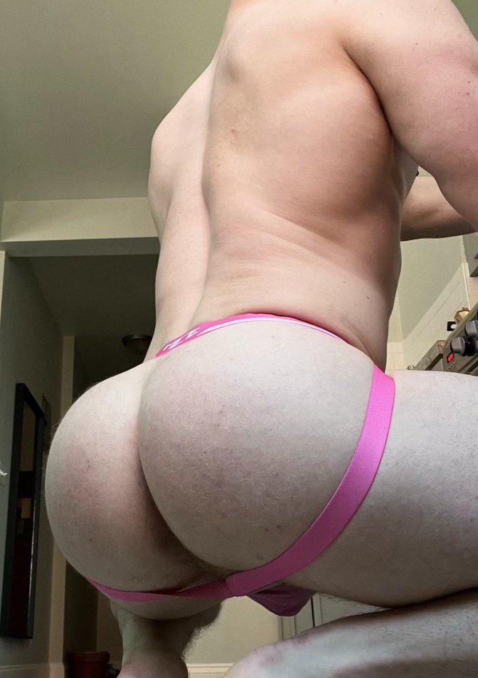 Squatting In Pink